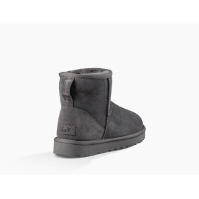 UGG CLASSIC MINI II STIVALI 2